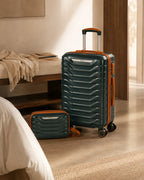 UUH 7 Piece Luggage Set Green Hardshell Suitcases