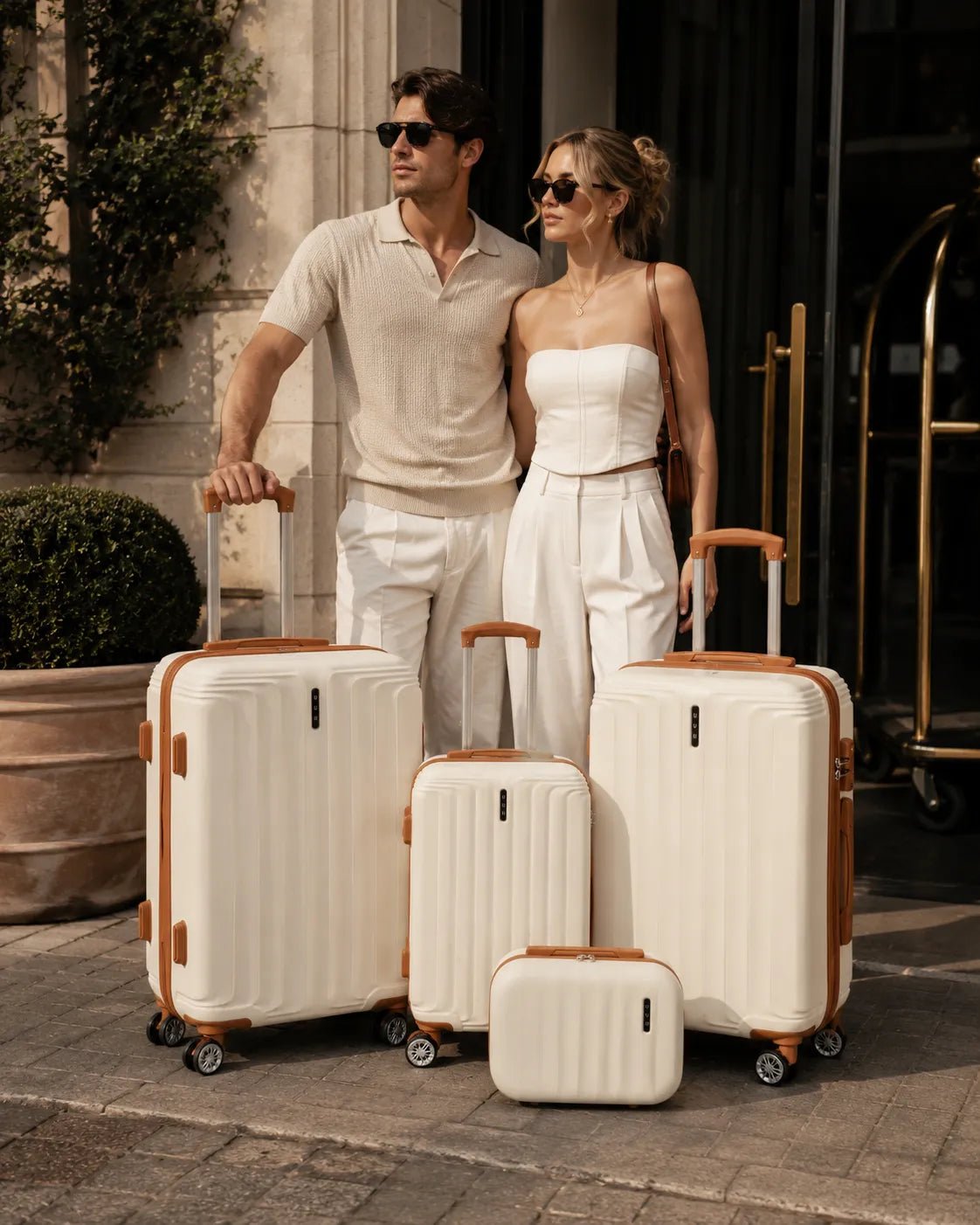 UUH 4 Piece Luggage Set White Hardshell Suitcases - UUH OFFICIAL - Luggage Set - UUH OFFICIAL