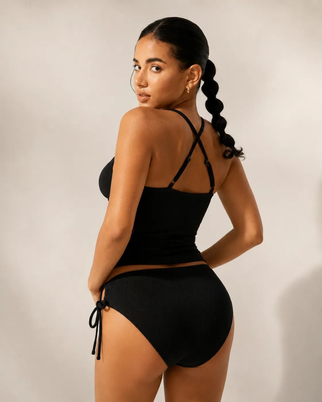 UUH Women’s V-Neck Tankini Swimsuit - UUH OFFICIAL - Women’s Swimwear - UUH OFFICIAL